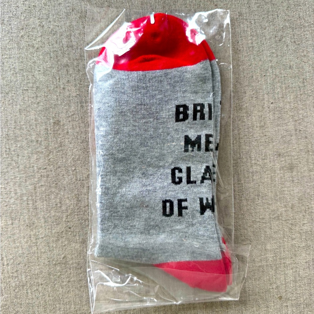 Socks, If You Can Read This Bring Me A Glass Of Wine, Gray & Red